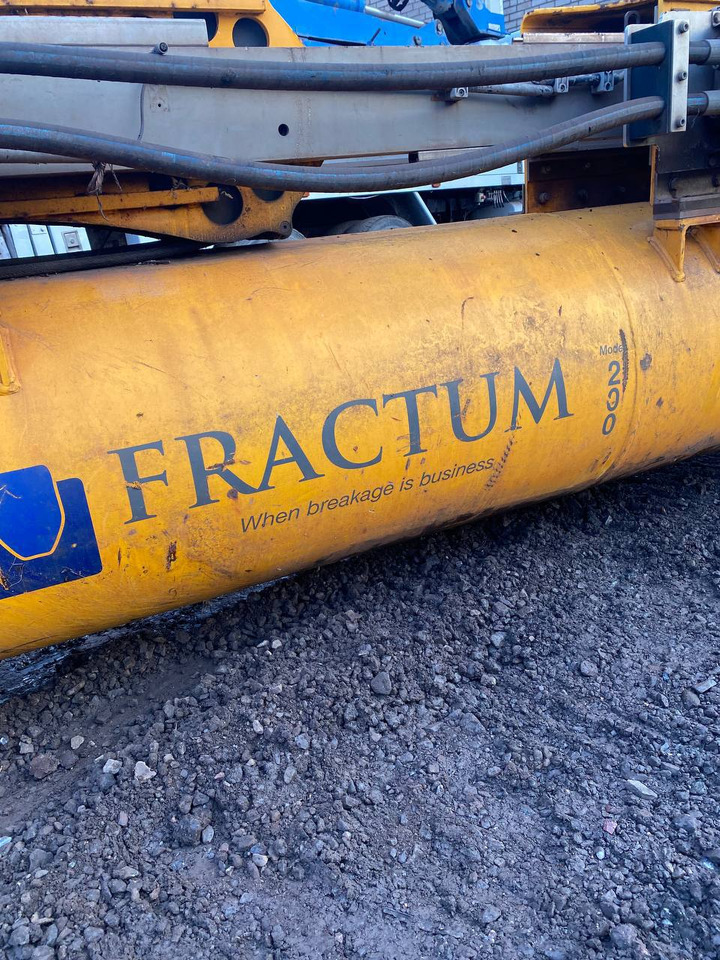 Fractum 200 - Iskuvasara - Rakennuskoneet: kuva Fractum 200 - Iskuvasara - Rakennuskoneet Fractum 200 - Iskuvasara - Rakennuskoneet: kuva Fractum 200 - Iskuvasara - Rakennuskoneet