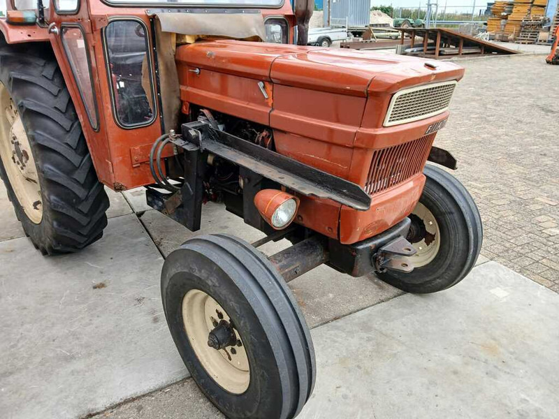 Traktori Fiat 640/8: kuva Traktori Fiat 640/8