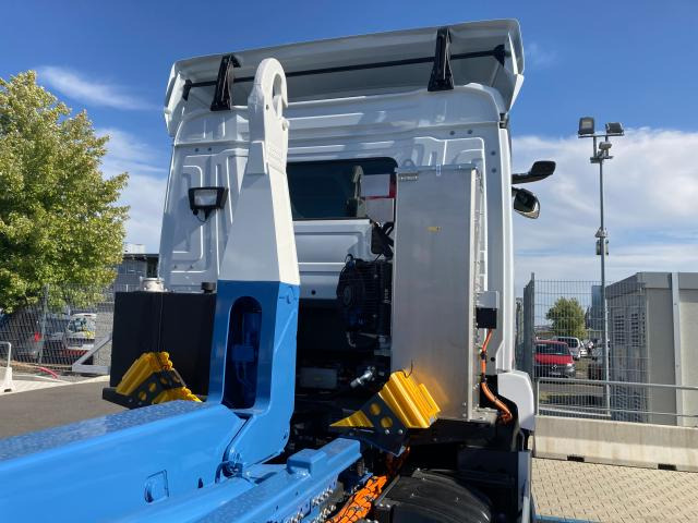 Mercedes-Benz eActros 300 L - Koukkulava kuorma-auto: kuva Mercedes-Benz eActros 300 L - Koukkulava kuorma-auto Mercedes-Benz eActros 300 L - Koukkulava kuorma-auto: kuva Mercedes-Benz eActros 300 L - Koukkulava kuorma-auto