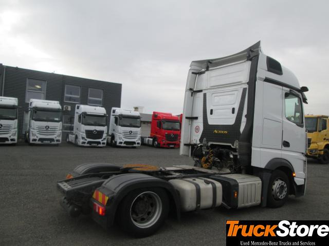 Mercedes-Benz Actros 1845 LS nRL - Vetopöytäauto: kuva Mercedes-Benz Actros 1845 LS nRL - Vetopöytäauto Mercedes-Benz Actros 1845 LS nRL - Vetopöytäauto: kuva Mercedes-Benz Actros 1845 LS nRL - Vetopöytäauto