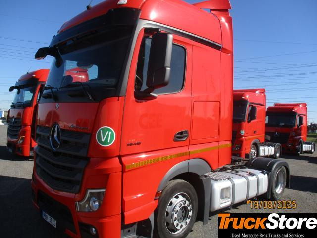 Mercedes-Benz Actros 1845 LS nRL - Vetopöytäauto: kuva Mercedes-Benz Actros 1845 LS nRL - Vetopöytäauto Mercedes-Benz Actros 1845 LS nRL - Vetopöytäauto: kuva Mercedes-Benz Actros 1845 LS nRL - Vetopöytäauto