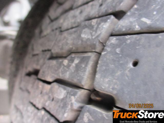 Mercedes-Benz Actros 1845 LS nRL - Vetopöytäauto: kuva Mercedes-Benz Actros 1845 LS nRL - Vetopöytäauto Mercedes-Benz Actros 1845 LS nRL - Vetopöytäauto: kuva Mercedes-Benz Actros 1845 LS nRL - Vetopöytäauto