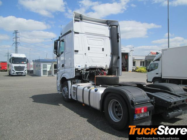Mercedes-Benz Actros 1848 LS - Vetopöytäauto: kuva Mercedes-Benz Actros 1848 LS - Vetopöytäauto Mercedes-Benz Actros 1848 LS - Vetopöytäauto: kuva Mercedes-Benz Actros 1848 LS - Vetopöytäauto