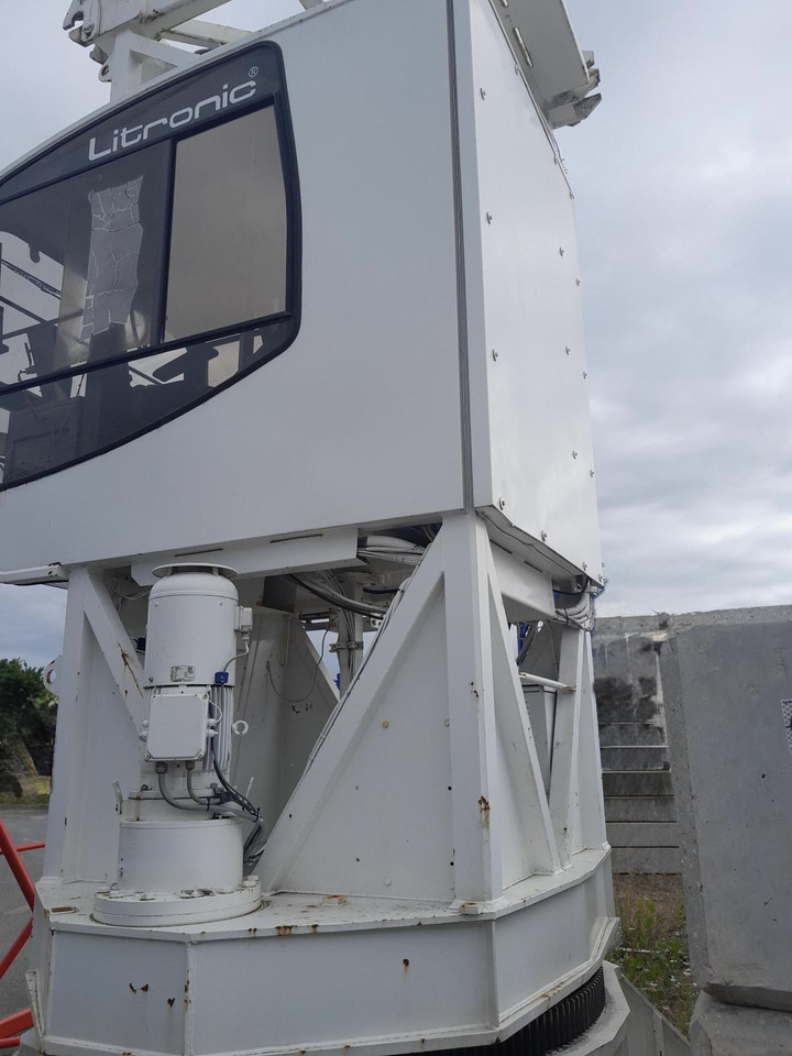 Liebherr 132EC H8 Liitronic - Torninosturi: kuva Liebherr 132EC H8 Liitronic - Torninosturi Liebherr 132EC H8 Liitronic - Torninosturi: kuva Liebherr 132EC H8 Liitronic - Torninosturi