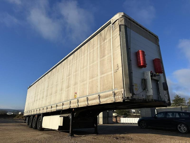 Schmitz Cargobull - Pressukapellipuoliperävaunu: kuva Schmitz Cargobull - Pressukapellipuoliperävaunu Schmitz Cargobull - Pressukapellipuoliperävaunu: kuva Schmitz Cargobull - Pressukapellipuoliperävaunu