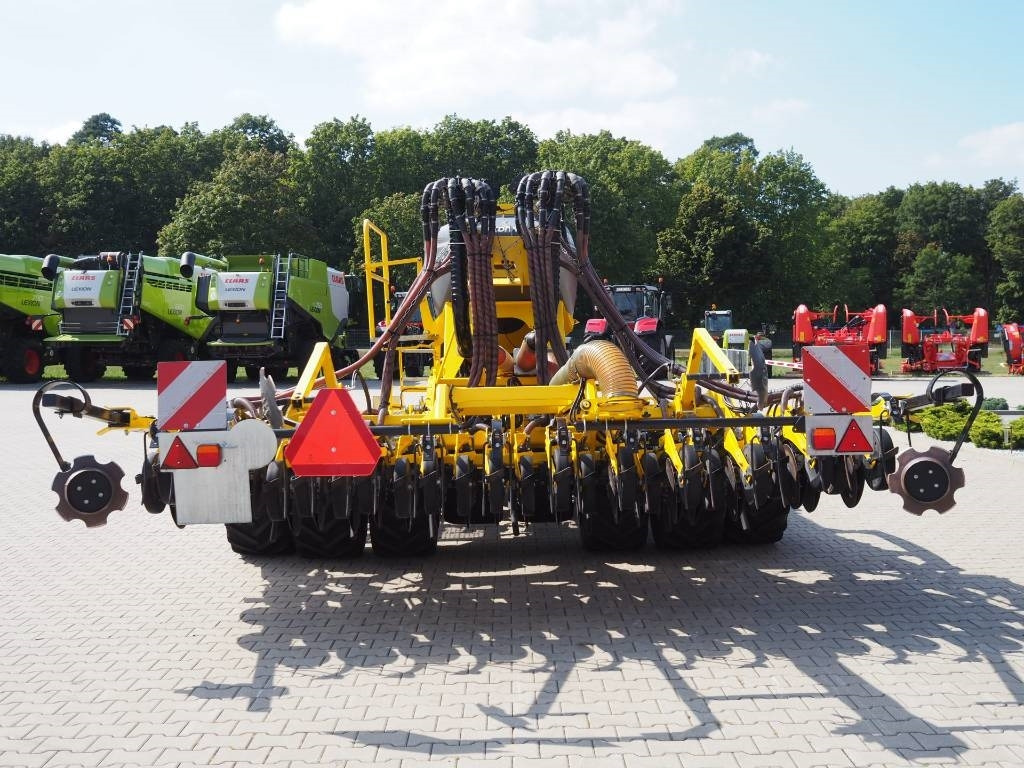 Bednar OMEGA OO 4000L - Kylvölannoitin: kuva Bednar OMEGA OO 4000L - Kylvölannoitin Bednar OMEGA OO 4000L - Kylvölannoitin: kuva Bednar OMEGA OO 4000L - Kylvölannoitin