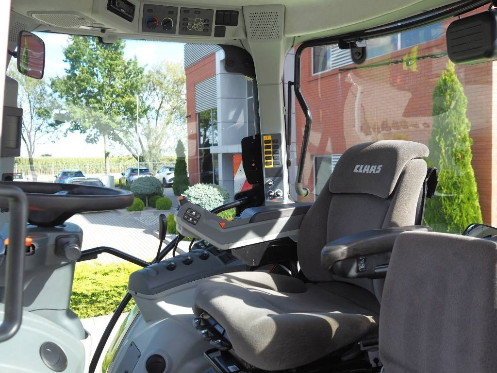 Claas Arion 610 CIS - Traktori: kuva Claas Arion 610 CIS - Traktori Claas Arion 610 CIS - Traktori: kuva Claas Arion 610 CIS - Traktori
