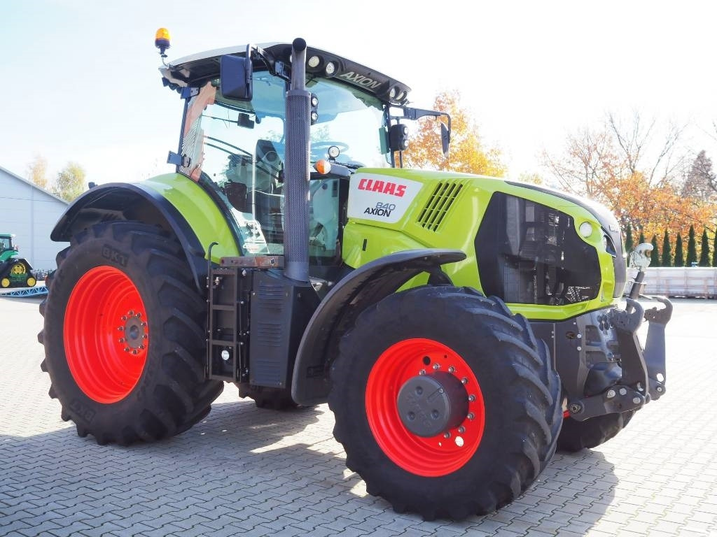 Claas Axion 840 CEBIS  - Traktori: kuva Claas Axion 840 CEBIS  - Traktori Claas Axion 840 CEBIS  - Traktori: kuva Claas Axion 840 CEBIS  - Traktori