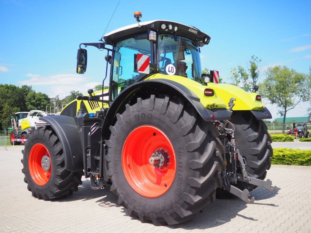 Claas Axion 920 CMATIC, GPS, CEMIS 1200, PTO - Traktori: kuva Claas Axion 920 CMATIC, GPS, CEMIS 1200, PTO - Traktori Claas Axion 920 CMATIC, GPS, CEMIS 1200, PTO - Traktori: kuva Claas Axion 920 CMATIC, GPS, CEMIS 1200, PTO - Traktori