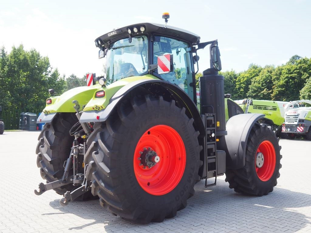 Claas Axion 920 CMATIC, GPS, CEMIS 1200, PTO - Traktori: kuva Claas Axion 920 CMATIC, GPS, CEMIS 1200, PTO - Traktori Claas Axion 920 CMATIC, GPS, CEMIS 1200, PTO - Traktori: kuva Claas Axion 920 CMATIC, GPS, CEMIS 1200, PTO - Traktori