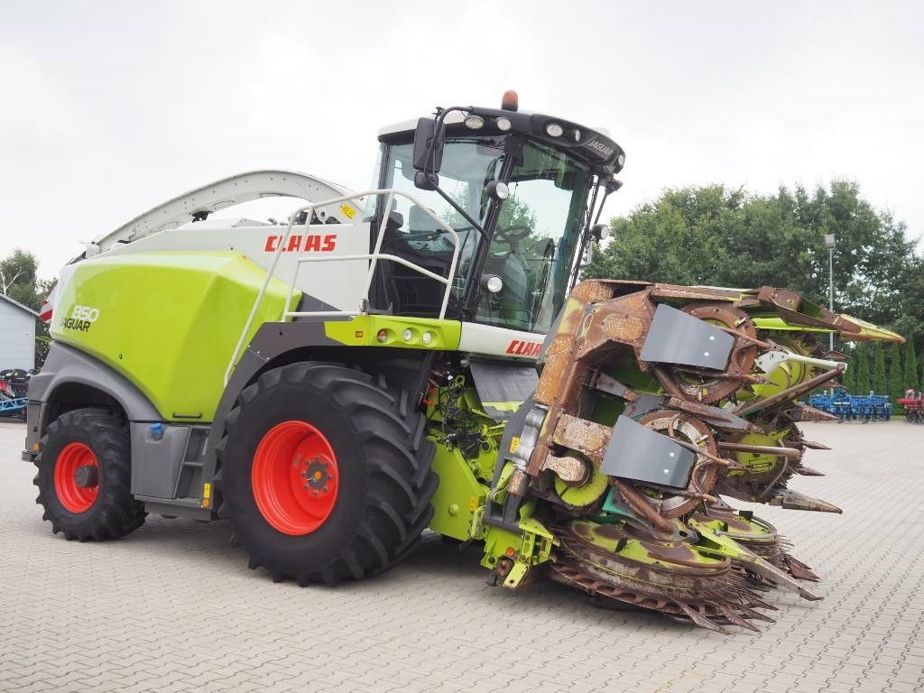 Claas Jaguar 850 4WD + Orbis 600 SD - Itsekulkeva silppuri: kuva Claas Jaguar 850 4WD + Orbis 600 SD - Itsekulkeva silppuri Claas Jaguar 850 4WD + Orbis 600 SD - Itsekulkeva silppuri: kuva Claas Jaguar 850 4WD + Orbis 600 SD - Itsekulkeva silppuri
