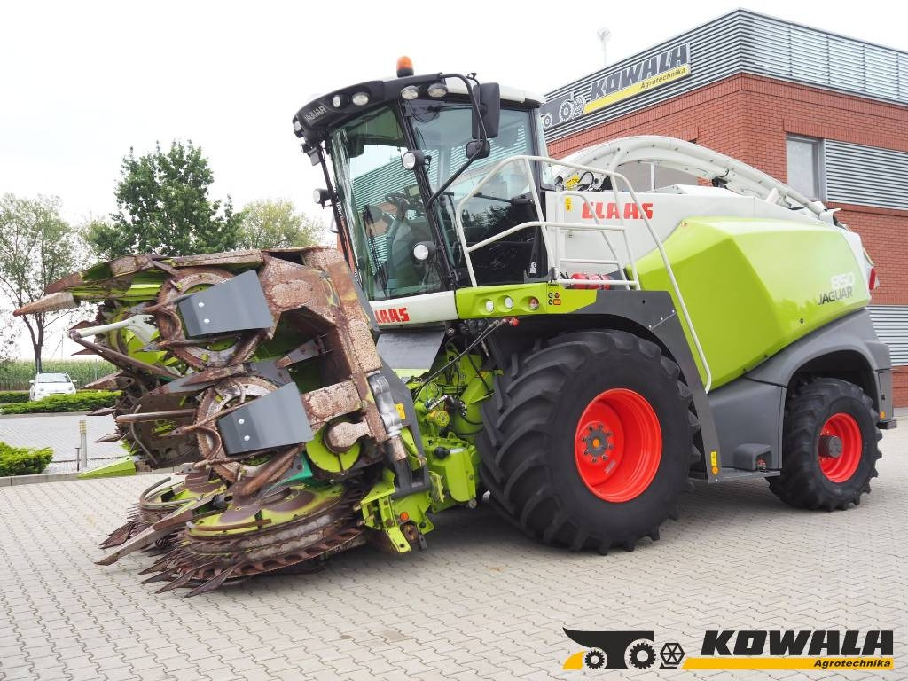Claas Jaguar 850 4WD + Orbis 600 SD - Itsekulkeva silppuri: kuva Claas Jaguar 850 4WD + Orbis 600 SD - Itsekulkeva silppuri Claas Jaguar 850 4WD + Orbis 600 SD - Itsekulkeva silppuri: kuva Claas Jaguar 850 4WD + Orbis 600 SD - Itsekulkeva silppuri