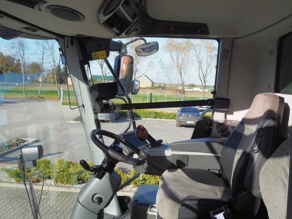 Claas Lexion 770TT 4x4 + V1200 - Leikkuupuimuri: kuva Claas Lexion 770TT 4x4 + V1200 - Leikkuupuimuri Claas Lexion 770TT 4x4 + V1200 - Leikkuupuimuri: kuva Claas Lexion 770TT 4x4 + V1200 - Leikkuupuimuri