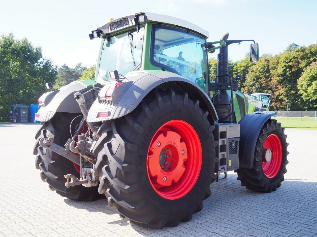Fendt 828 Vario S4 ProfiPlus, GPS - Traktori: kuva Fendt 828 Vario S4 ProfiPlus, GPS - Traktori Fendt 828 Vario S4 ProfiPlus, GPS - Traktori: kuva Fendt 828 Vario S4 ProfiPlus, GPS - Traktori