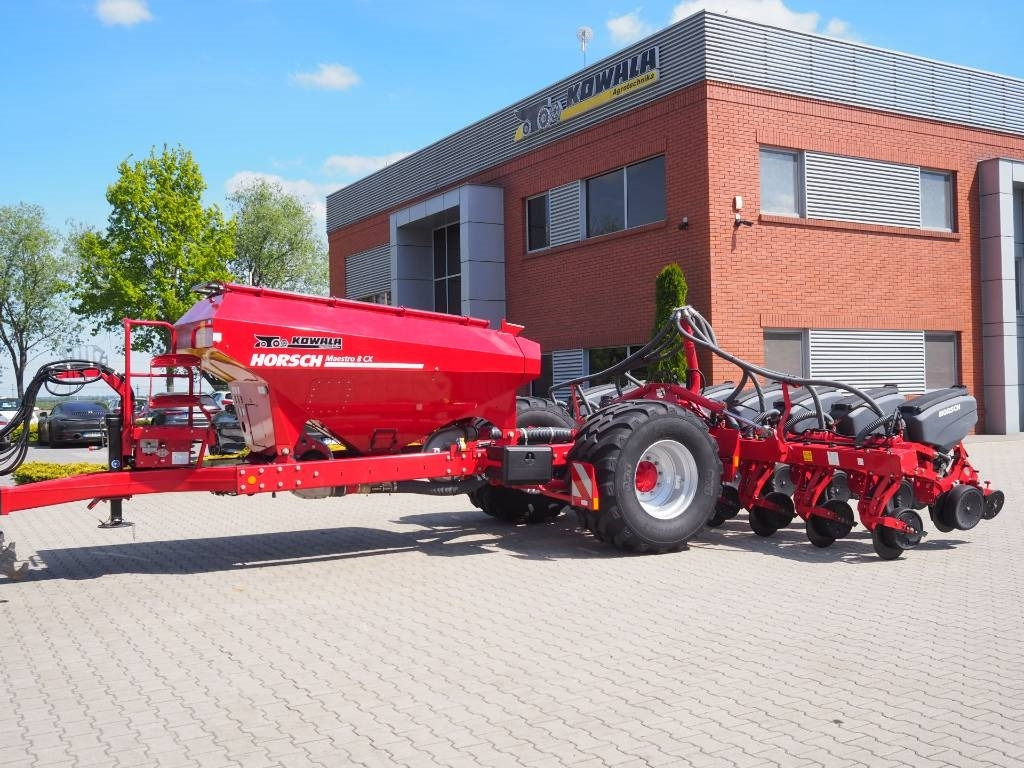 Horsch Maestro 8 CX - Tarkkuuskylvökone: kuva Horsch Maestro 8 CX - Tarkkuuskylvökone Horsch Maestro 8 CX - Tarkkuuskylvökone: kuva Horsch Maestro 8 CX - Tarkkuuskylvökone