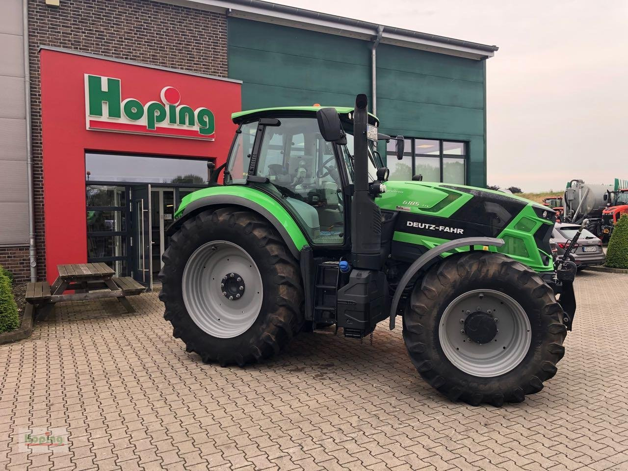 Deutz-Fahr 6185 TTV - Traktori: kuva Deutz-Fahr 6185 TTV - Traktori Deutz-Fahr 6185 TTV - Traktori: kuva Deutz-Fahr 6185 TTV - Traktori