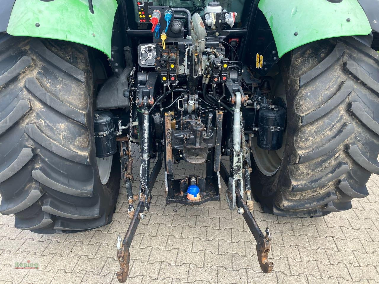 Deutz-Fahr Agrotron TTV 420 - Traktori: kuva Deutz-Fahr Agrotron TTV 420 - Traktori Deutz-Fahr Agrotron TTV 420 - Traktori: kuva Deutz-Fahr Agrotron TTV 420 - Traktori