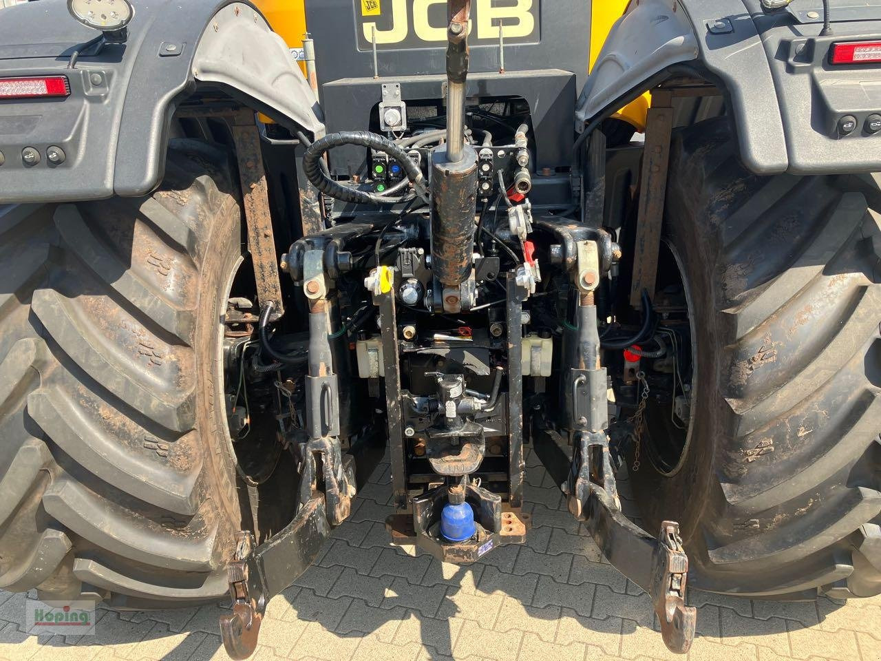 JCB 4220 - Traktori: kuva JCB 4220 - Traktori JCB 4220 - Traktori: kuva JCB 4220 - Traktori