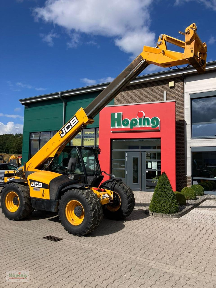 JCB 541-70 Agri Plus - Kurottaja: kuva JCB 541-70 Agri Plus - Kurottaja JCB 541-70 Agri Plus - Kurottaja: kuva JCB 541-70 Agri Plus - Kurottaja