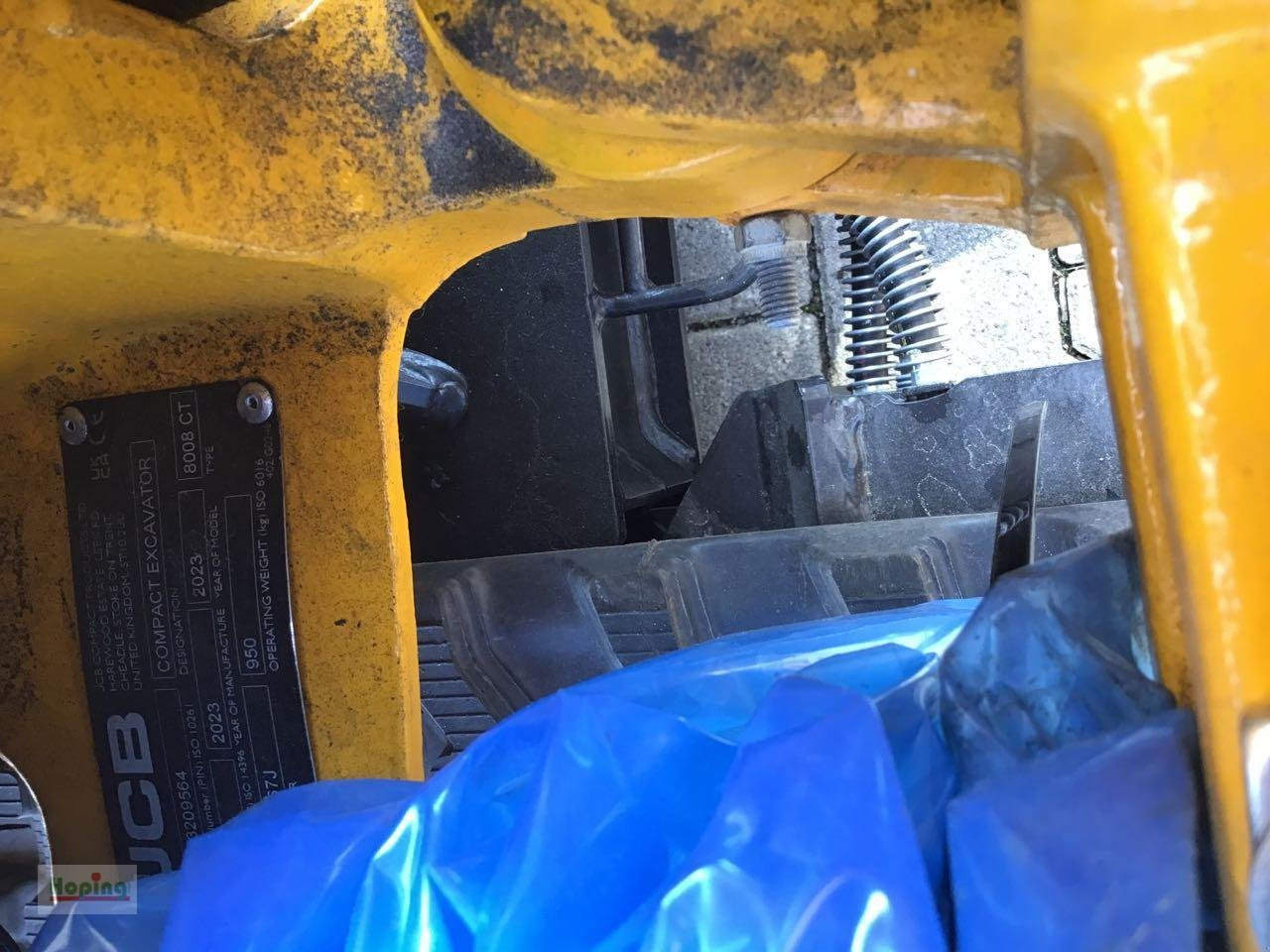 JCB 8008 CTS - Minikuormaaja: kuva JCB 8008 CTS - Minikuormaaja JCB 8008 CTS - Minikuormaaja: kuva JCB 8008 CTS - Minikuormaaja