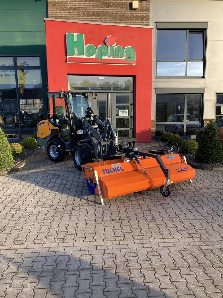 Tuchel Plus 590-230 - Harjakone: kuva Tuchel Plus 590-230 - Harjakone Tuchel Plus 590-230 - Harjakone: kuva Tuchel Plus 590-230 - Harjakone