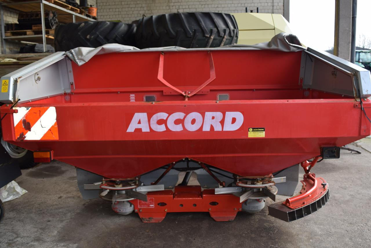 Accord Exacta-HL - Lannoitteenlevitin: kuva Accord Exacta-HL - Lannoitteenlevitin Accord Exacta-HL - Lannoitteenlevitin: kuva Accord Exacta-HL - Lannoitteenlevitin
