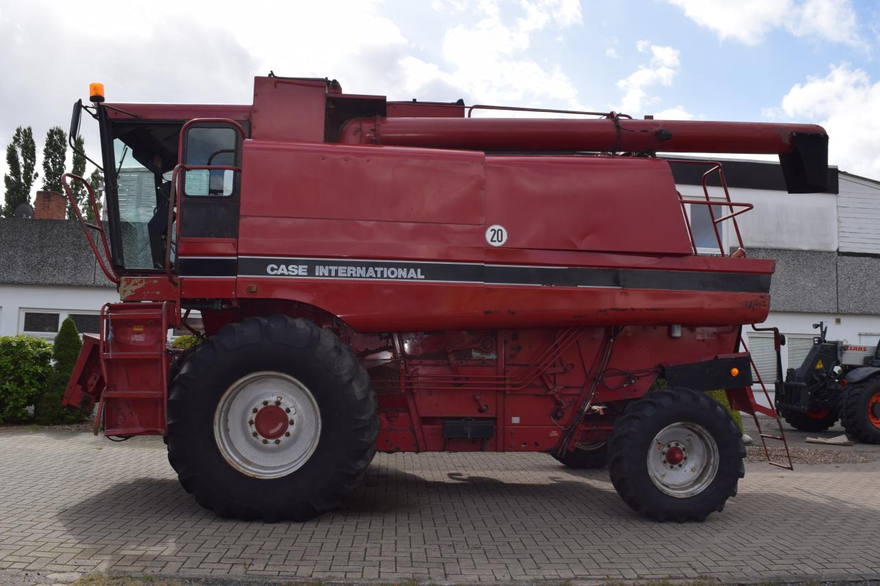 Case-IH 1680 Axial - Leikkuupuimuri: kuva Case-IH 1680 Axial - Leikkuupuimuri Case-IH 1680 Axial - Leikkuupuimuri: kuva Case-IH 1680 Axial - Leikkuupuimuri
