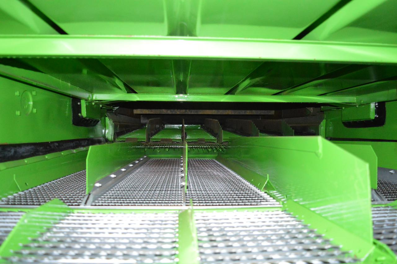 Deutz-Fahr 4075 HTS TopL. - Leikkuupuimuri: kuva Deutz-Fahr 4075 HTS TopL. - Leikkuupuimuri Deutz-Fahr 4075 HTS TopL. - Leikkuupuimuri: kuva Deutz-Fahr 4075 HTS TopL. - Leikkuupuimuri
