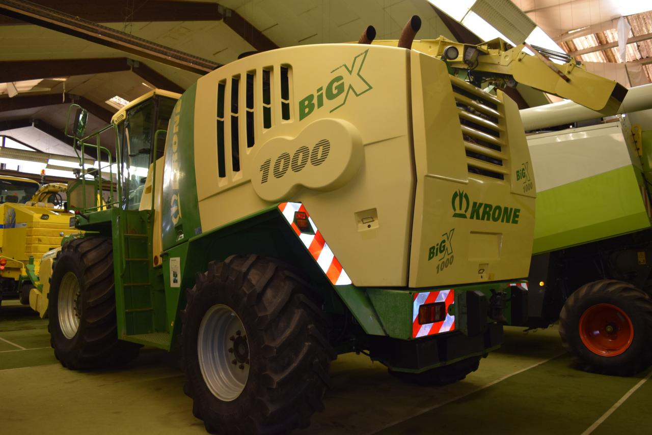 Krone BIG X 1000 - Itsekulkeva silppuri: kuva Krone BIG X 1000 - Itsekulkeva silppuri Krone BIG X 1000 - Itsekulkeva silppuri: kuva Krone BIG X 1000 - Itsekulkeva silppuri