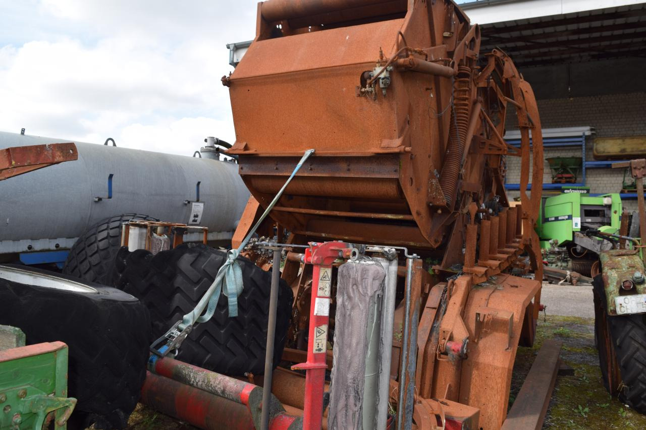 Lely Welger *zur Teileverwertung* - Pyöröpaalain: kuva Lely Welger *zur Teileverwertung* - Pyöröpaalain Lely Welger *zur Teileverwertung* - Pyöröpaalain: kuva Lely Welger *zur Teileverwertung* - Pyöröpaalain