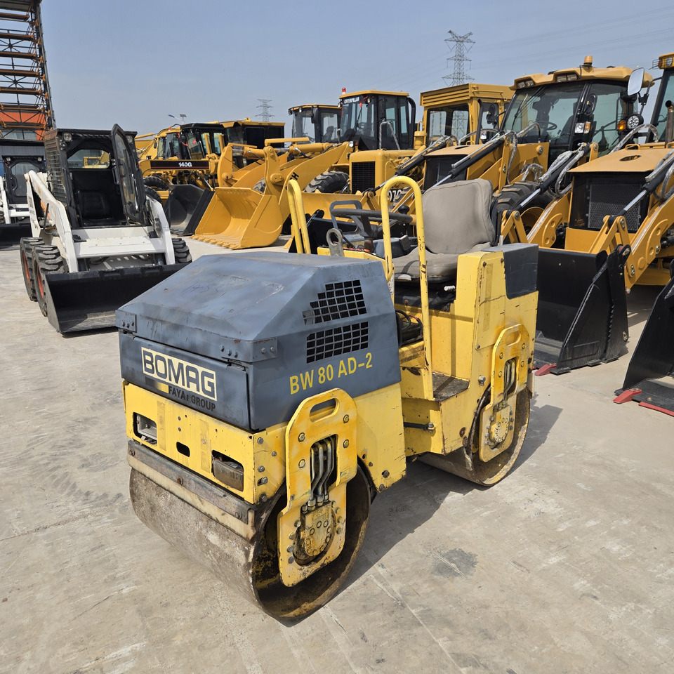 BOMAG BW80 - Tiivistyskone: kuva BOMAG BW80 - Tiivistyskone BOMAG BW80 - Tiivistyskone: kuva BOMAG BW80 - Tiivistyskone