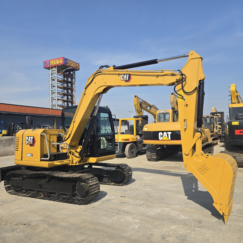 CATERPILLAR 308E2 - Minikuormaaja: kuva CATERPILLAR 308E2 - Minikuormaaja CATERPILLAR 308E2 - Minikuormaaja: kuva CATERPILLAR 308E2 - Minikuormaaja