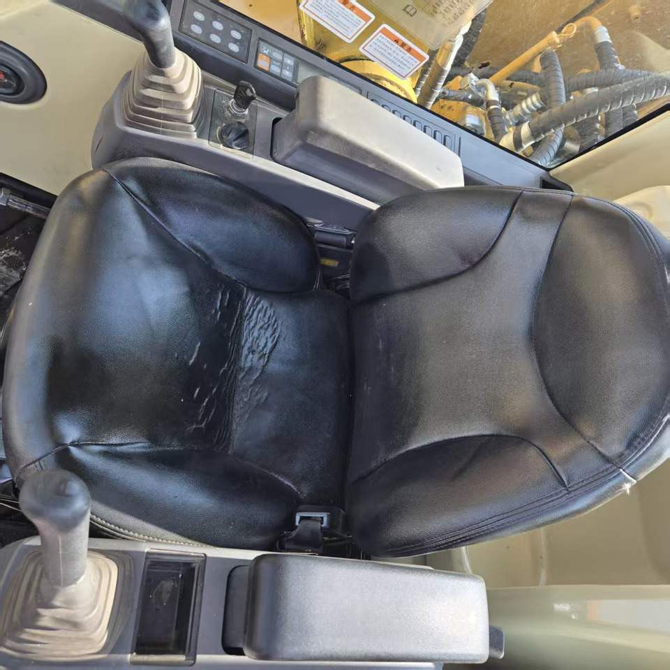 Telakaivukone CATERPILLAR 320C: kuva Telakaivukone CATERPILLAR 320C