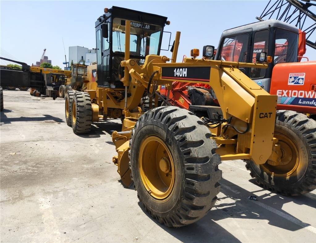 Caterpillar 140 G - Tiehöylä: kuva Caterpillar 140 G - Tiehöylä Caterpillar 140 G - Tiehöylä: kuva Caterpillar 140 G - Tiehöylä