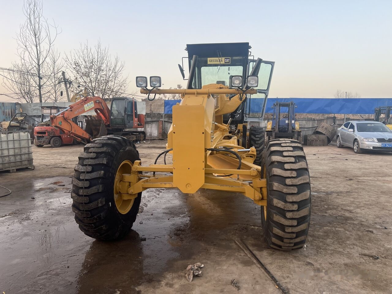 Caterpillar 140H - Tiehöylä: kuva Caterpillar 140H - Tiehöylä Caterpillar 140H - Tiehöylä: kuva Caterpillar 140H - Tiehöylä