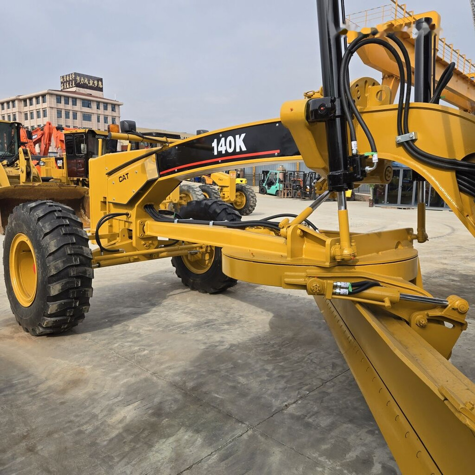 Caterpillar 140K - Tiehöylä: kuva Caterpillar 140K - Tiehöylä Caterpillar 140K - Tiehöylä: kuva Caterpillar 140K - Tiehöylä