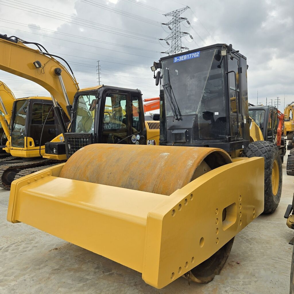 Caterpillar CS76 - Tiivistyskone: kuva Caterpillar CS76 - Tiivistyskone Caterpillar CS76 - Tiivistyskone: kuva Caterpillar CS76 - Tiivistyskone