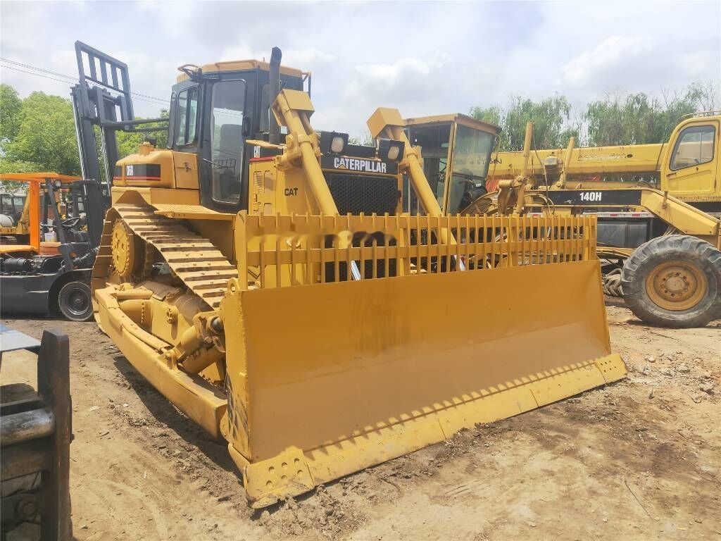 Caterpillar D 6 R - Puskutraktori: kuva Caterpillar D 6 R - Puskutraktori Caterpillar D 6 R - Puskutraktori: kuva Caterpillar D 6 R - Puskutraktori