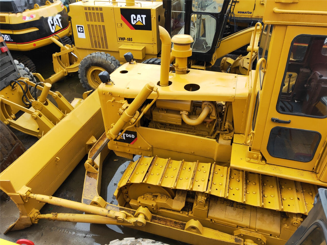 Caterpillar D6D - Puskutraktori: kuva Caterpillar D6D - Puskutraktori Caterpillar D6D - Puskutraktori: kuva Caterpillar D6D - Puskutraktori