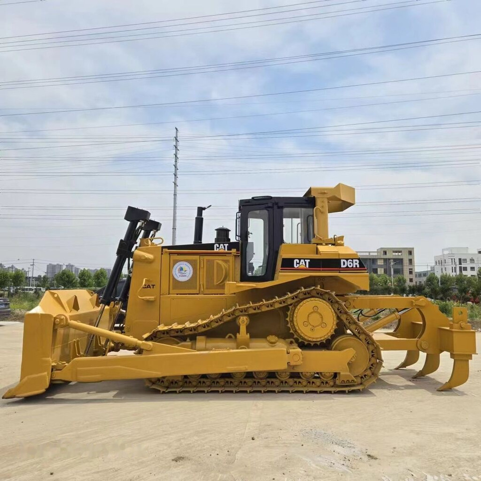 Caterpillar D6R - Puskutraktori: kuva Caterpillar D6R - Puskutraktori Caterpillar D6R - Puskutraktori: kuva Caterpillar D6R - Puskutraktori