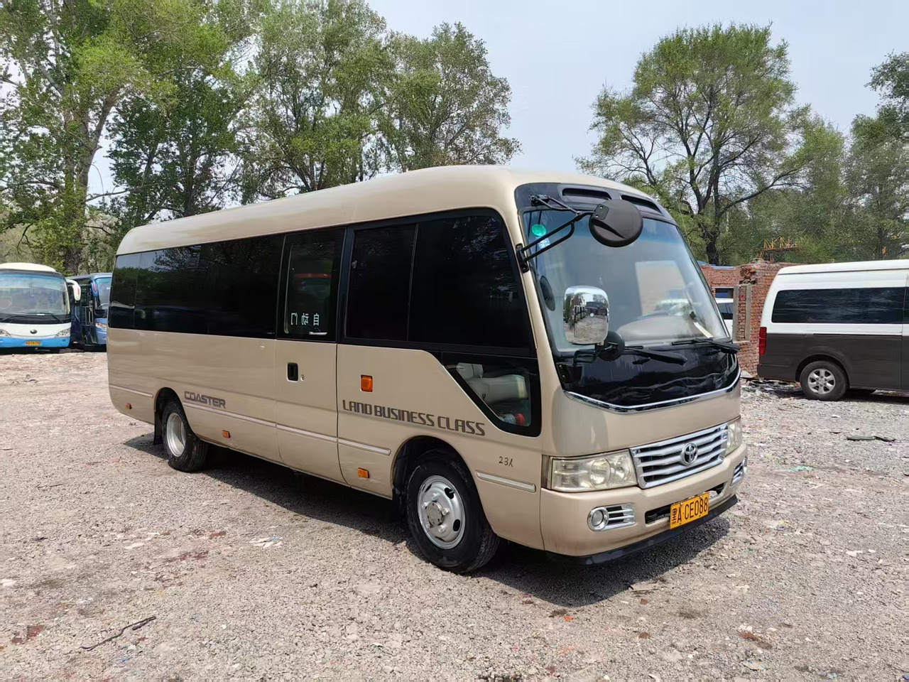 Coaster - Minibussi, Pikkubussi: kuva Coaster - Minibussi, Pikkubussi Coaster - Minibussi, Pikkubussi: kuva Coaster - Minibussi, Pikkubussi