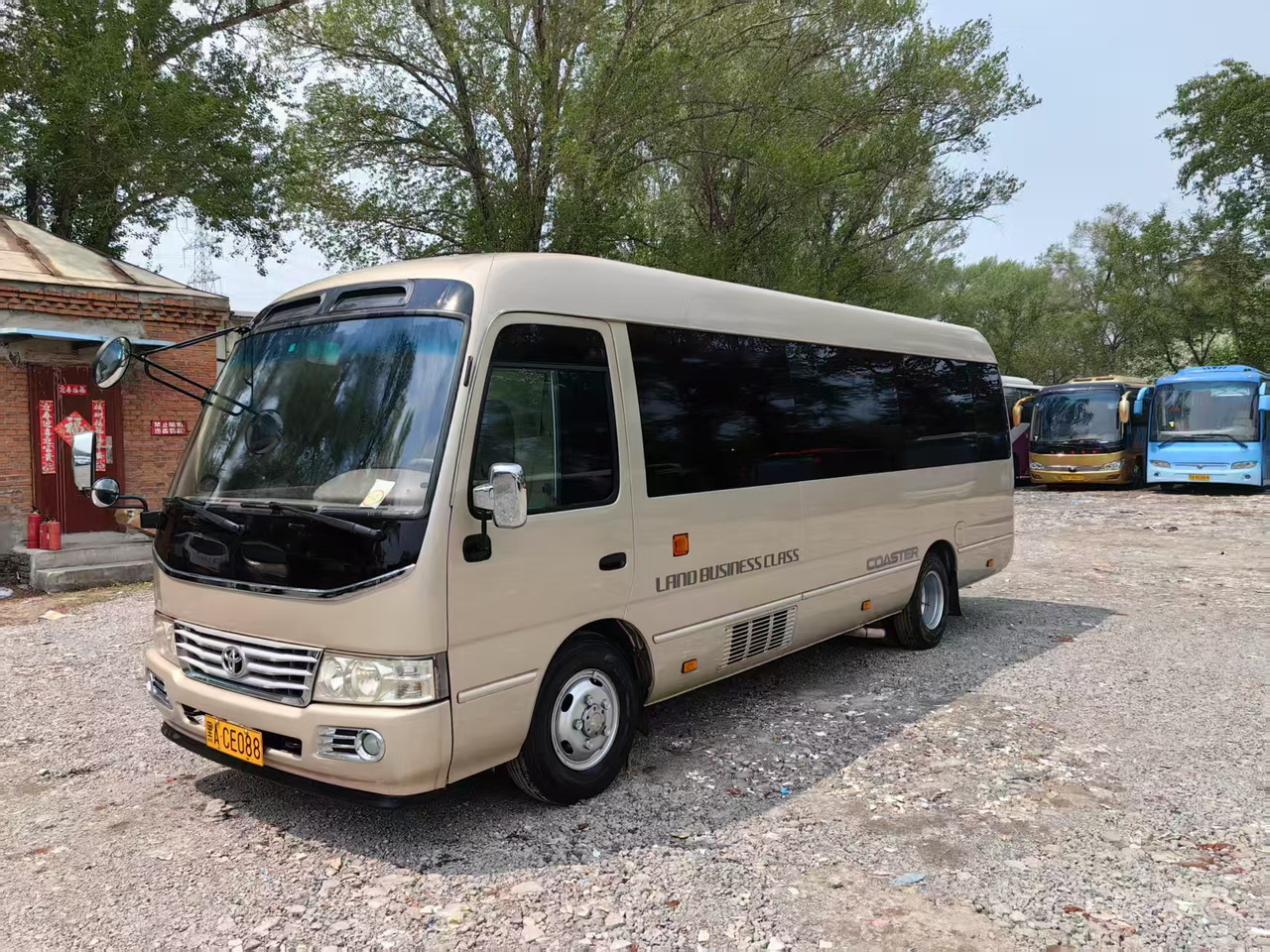 Coaster - Minibussi, Pikkubussi: kuva Coaster - Minibussi, Pikkubussi Coaster - Minibussi, Pikkubussi: kuva Coaster - Minibussi, Pikkubussi