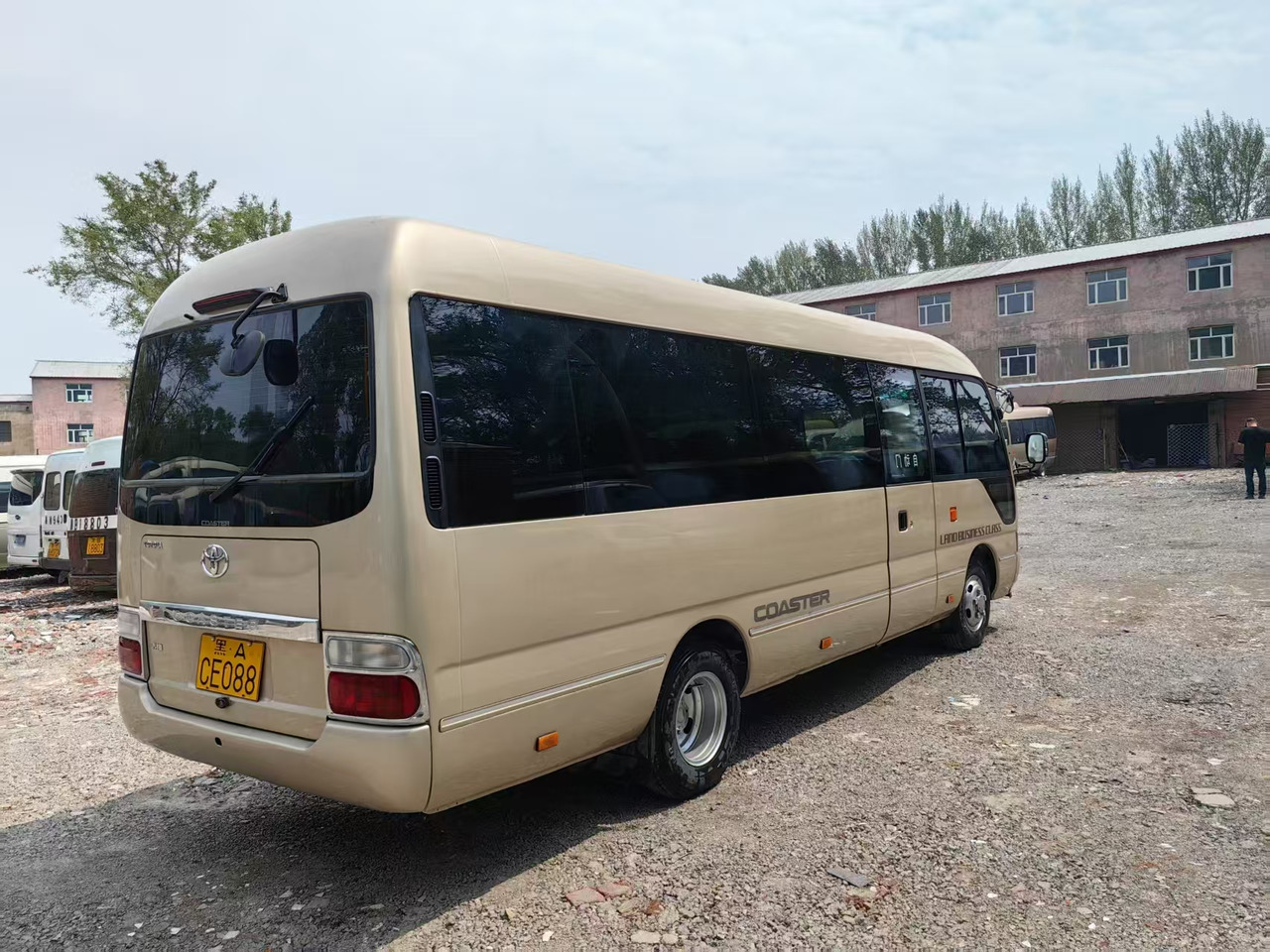 Coaster - Minibussi, Pikkubussi: kuva Coaster - Minibussi, Pikkubussi Coaster - Minibussi, Pikkubussi: kuva Coaster - Minibussi, Pikkubussi