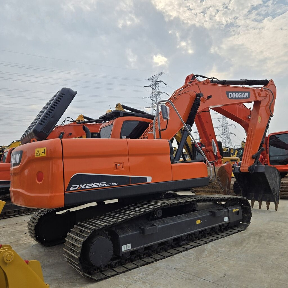 Doosan DX225LC - Telakaivukone: kuva Doosan DX225LC - Telakaivukone Doosan DX225LC - Telakaivukone: kuva Doosan DX225LC - Telakaivukone