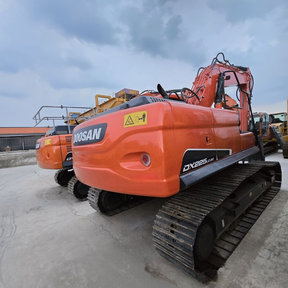 Doosan DX225LC - Telakaivukone: kuva Doosan DX225LC - Telakaivukone Doosan DX225LC - Telakaivukone: kuva Doosan DX225LC - Telakaivukone