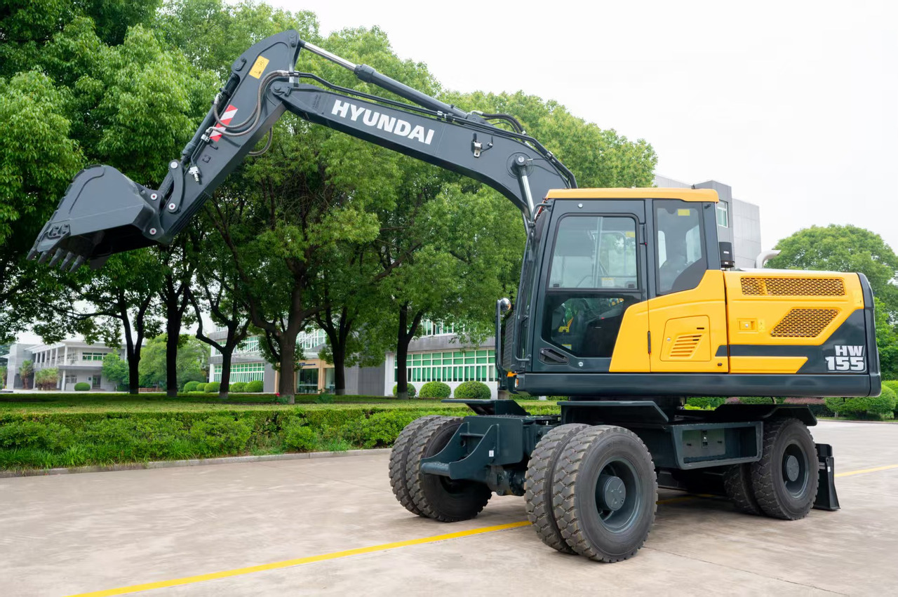 HYUNDAI HW155 - Pyöräalustainen kaivinkone: kuva HYUNDAI HW155 - Pyöräalustainen kaivinkone HYUNDAI HW155 - Pyöräalustainen kaivinkone: kuva HYUNDAI HW155 - Pyöräalustainen kaivinkone