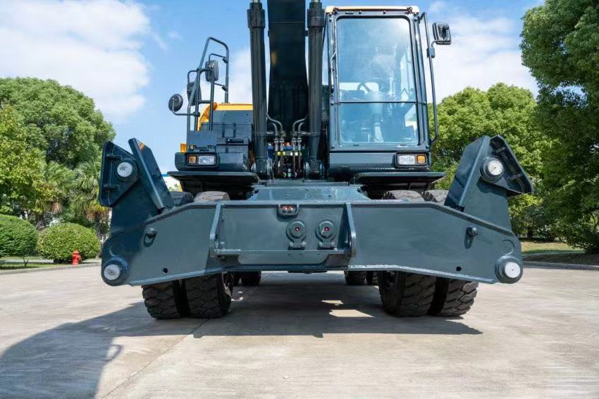 HYUNDAI HW210 - Pyöräalustainen kaivinkone: kuva HYUNDAI HW210 - Pyöräalustainen kaivinkone HYUNDAI HW210 - Pyöräalustainen kaivinkone: kuva HYUNDAI HW210 - Pyöräalustainen kaivinkone