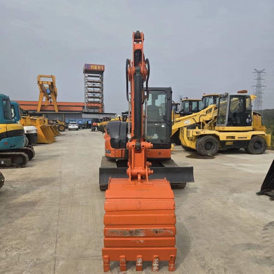 Hitachi ZX55USR - Minikuormaaja: kuva Hitachi ZX55USR - Minikuormaaja Hitachi ZX55USR - Minikuormaaja: kuva Hitachi ZX55USR - Minikuormaaja