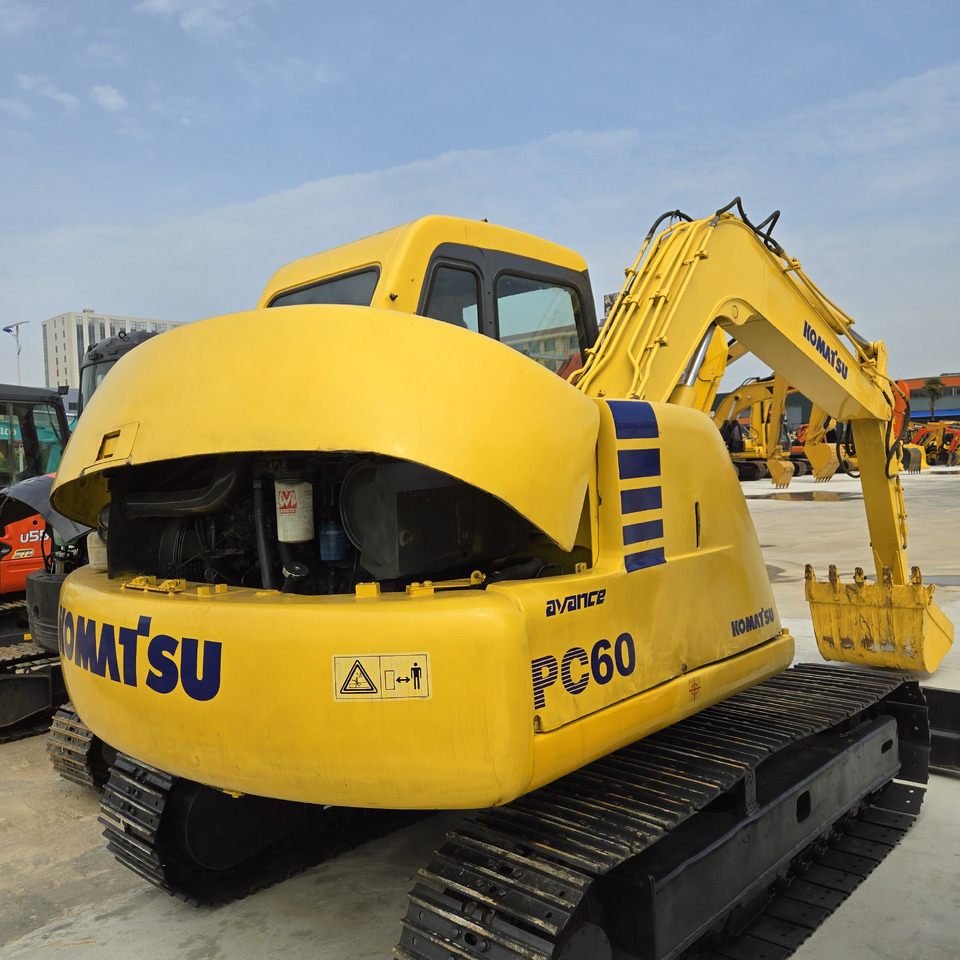 KOMATSU PC60 - Minikuormaaja: kuva KOMATSU PC60 - Minikuormaaja KOMATSU PC60 - Minikuormaaja: kuva KOMATSU PC60 - Minikuormaaja