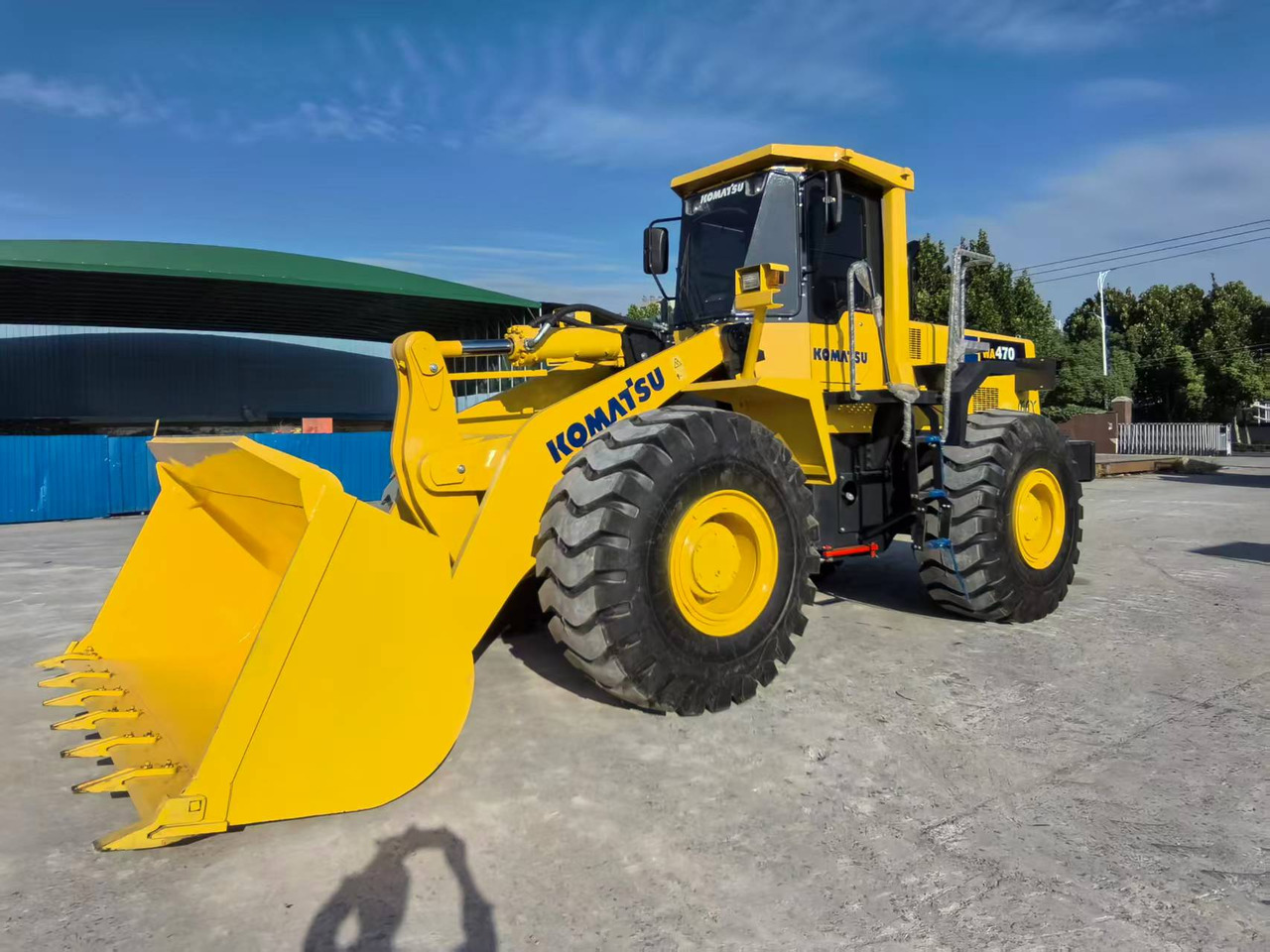 KOMATSU WA470 - Pyöräkuormaaja: kuva KOMATSU WA470 - Pyöräkuormaaja KOMATSU WA470 - Pyöräkuormaaja: kuva KOMATSU WA470 - Pyöräkuormaaja